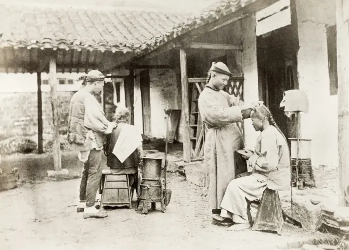Framed Print : China c. 1880s - itinerant barbers Framed Print : China c. 1880s - itinerant barbers