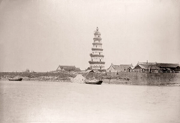 China c. 1880s - pagoda on the Yangtze river