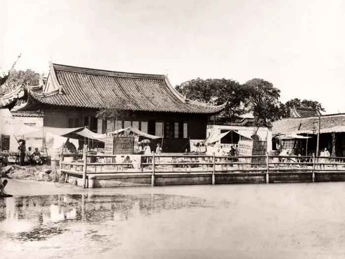 Framed Print : China c. 1880s - tea house, Shanghai Framed Print : China c. 1880s - tea house, Shanghai