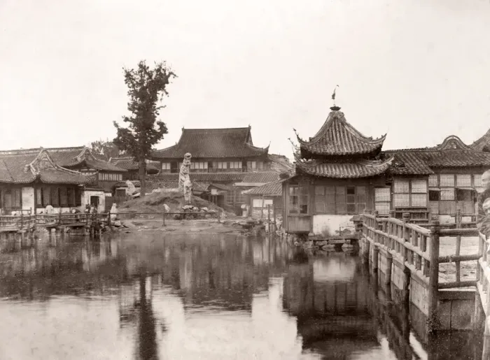 Framed Print : China c. 1880s - view from tea house, Shanghai Framed Print : China c. 1880s - view from tea house, Shanghai