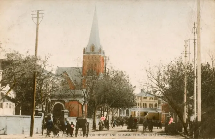 Framed Print : China - Shanghai - Gate of Astor House and German Church Framed Print : China - Shanghai - Gate of Astor House and German Church