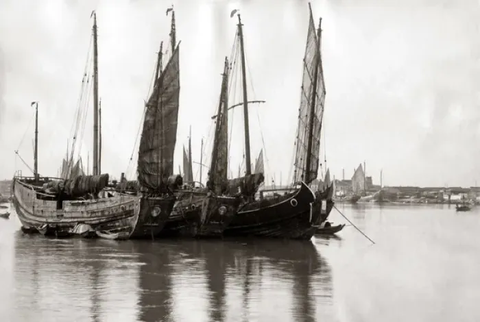 Framed Print : Chinese Junks, circa 1890 Framed Print : Chinese Junks, circa 1890