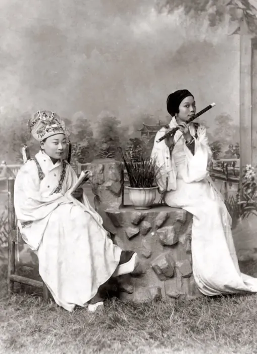 Framed Print : Chinese perfomers, girl palying a flute, China, c. 1890 s Framed Print : Chinese perfomers, girl palying a flute, China, c. 1890 s