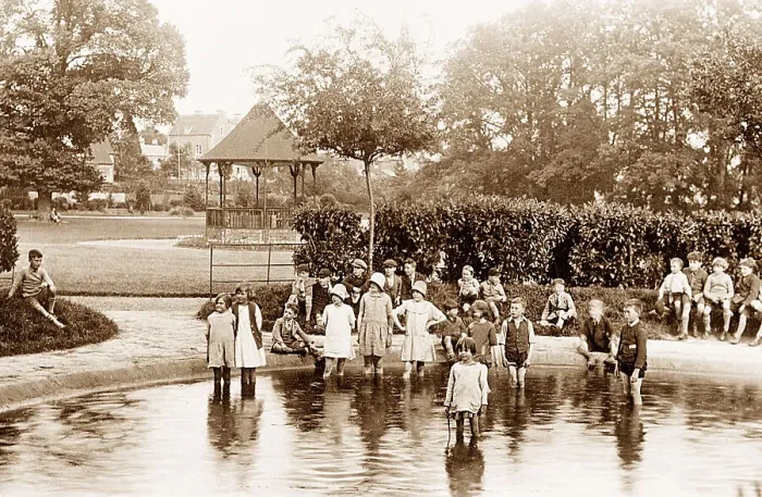 Framed Print : Chippenham John Cole's Park early 1900s Framed Print : Chippenham John Cole's Park early 1900s