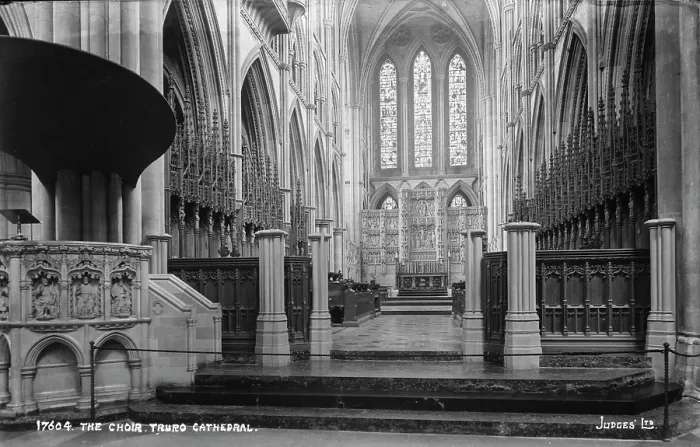 Framed Print : The Choir of Truro Cathedral Framed Print : The Choir of Truro Cathedral