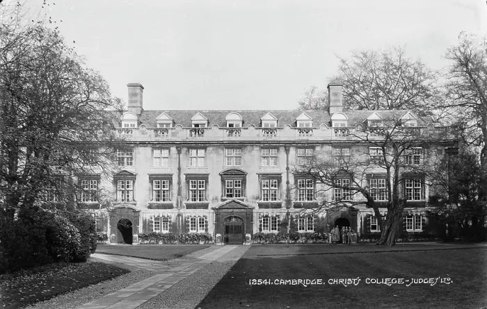 Framed Print : Christ's College, Cambridge Framed Print : Christ's College, Cambridge