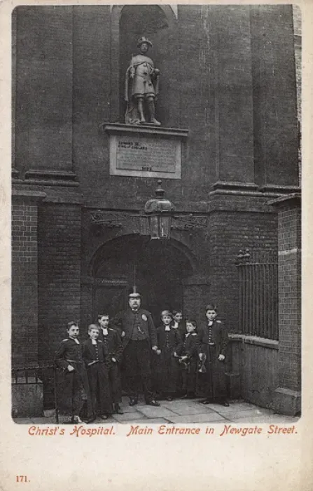 Framed Print : Christs Hospital - Main Entrance in Newgate Street