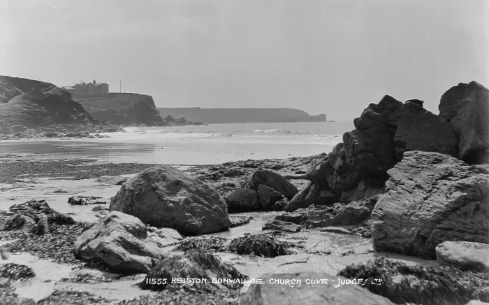 Framed Print : Church Cove at Gunwalloe Framed Print : Church Cove at Gunwalloe