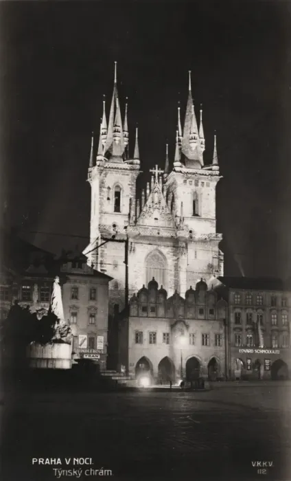 Framed Print : The Church of Our Lady before Tyn - Prague (at night) Framed Print : The Church of Our Lady before Tyn - Prague (at night)