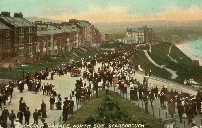 Framed Print : Church Parade, North Side, Scarborough Framed Print : Church Parade, North Side, Scarborough