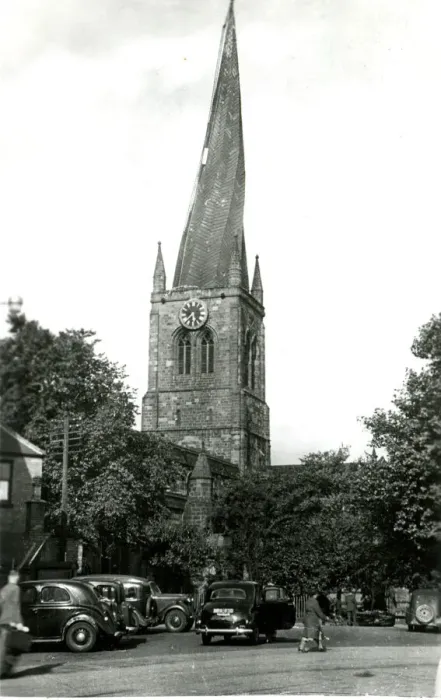 Framed Print : Church of St Mary and All Saints, Chesterfield, Derbyshire Framed Print : Church of St Mary and All Saints, Chesterfield, Derbyshire