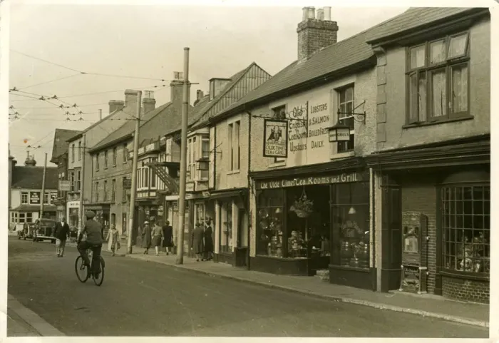 Framed Print : Church Street (Showing Ye Olde Times Tea and Grill) Framed Print : Church Street (Showing Ye Olde Times Tea and Grill)