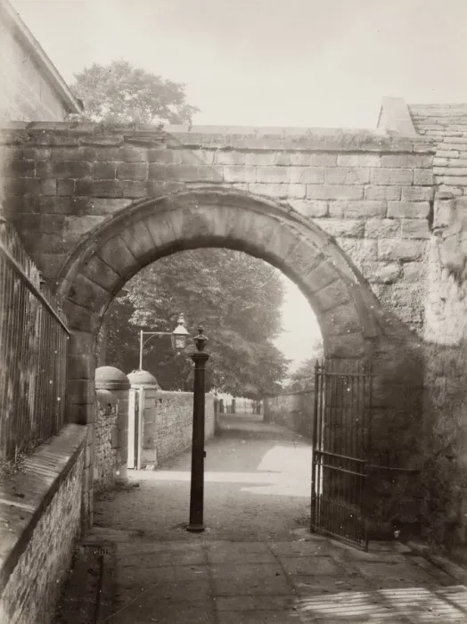 Framed Print : The churchyard gate, Hexham, Northumerland Framed Print : The churchyard gate, Hexham, Northumerland