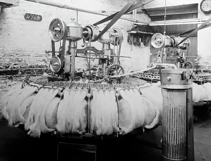 Framed Print : Circular Comb machine in a woollen mill in Bradford Framed Print : Circular Comb machine in a woollen mill in Bradford