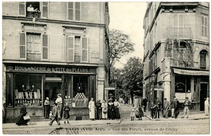 Framed Print : Cite des Fleurs, Avenue de Clichy, Paris, France Framed Print : Cite des Fleurs, Avenue de Clichy, Paris, France