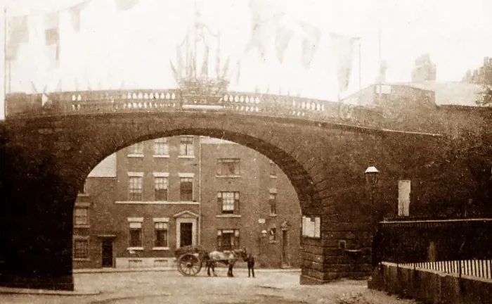 Framed Print : The City Gate, Chester in the 1870s Framed Print : The City Gate, Chester in the 1870s