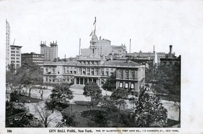 Framed Print : City Hall Park, New York, USA Framed Print : City Hall Park, New York, USA