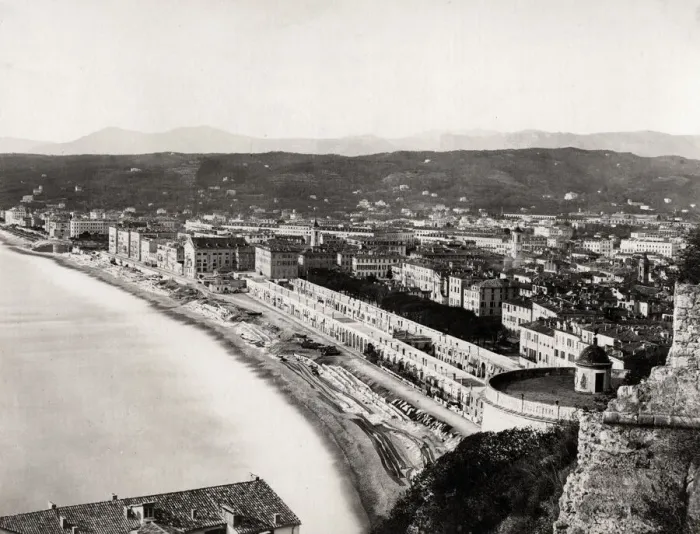 Framed Print : City Of Nice and Promenade Des Anglais waterfront view Framed Print : City Of Nice and Promenade Des Anglais waterfront view