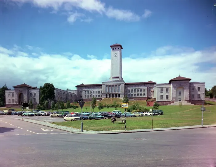 Framed Print : The Civic Centre, Newport Framed Print : The Civic Centre, Newport