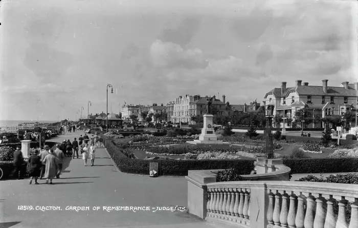 Framed Print : Clacton Garden of Remembrance Framed Print : Clacton Garden of Remembrance