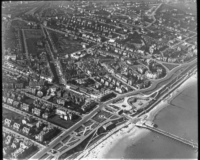 Framed Print : Clacton O E Simmonds aerial view Framed Print : Clacton O E Simmonds aerial view