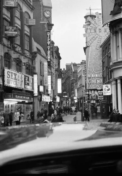 Framed Print : Classic Moulin - Great Windmill Street - Soho, London Framed Print : Classic Moulin - Great Windmill Street - Soho, London