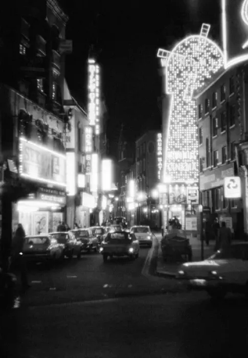 Framed Print : Classic Moulin - Great Windmill Street - Soho, London Framed Print : Classic Moulin - Great Windmill Street - Soho, London
