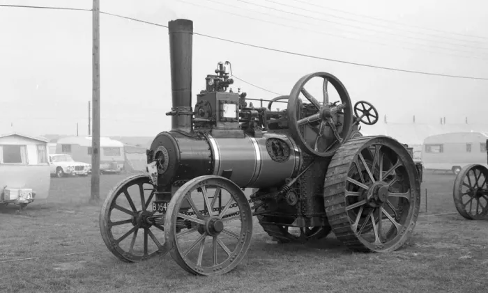 Framed Print : Clayton & Shuttleworth General Purpose Engine 47015 Framed Print : Clayton & Shuttleworth General Purpose Engine 47015