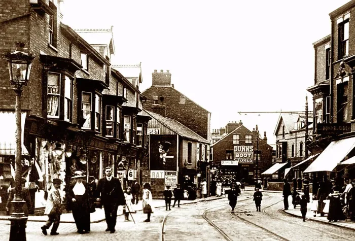 Framed Print : Cleethorpes High Street early 1900s Framed Print : Cleethorpes High Street early 1900s