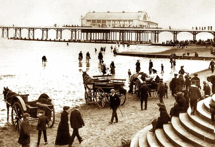Framed Print : Cleethorpes Pier and Beach early 1900s Framed Print : Cleethorpes Pier and Beach early 1900s