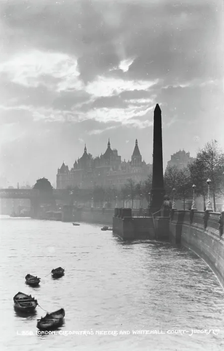 Framed Print : Cleopatra's Needle and Whitehall Court Framed Print : Cleopatra's Needle and Whitehall Court
