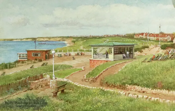 Framed Print : Cliff Bandstand and Lift, Southbourne, Dorset