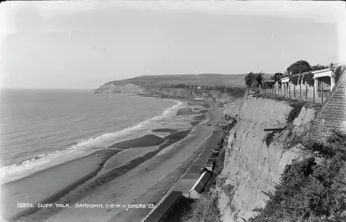 Framed Print : Cliff Walk at Sandown Framed Print : Cliff Walk at Sandown
