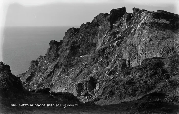 Framed Print : Cliffs at Bradda Head Framed Print : Cliffs at Bradda Head