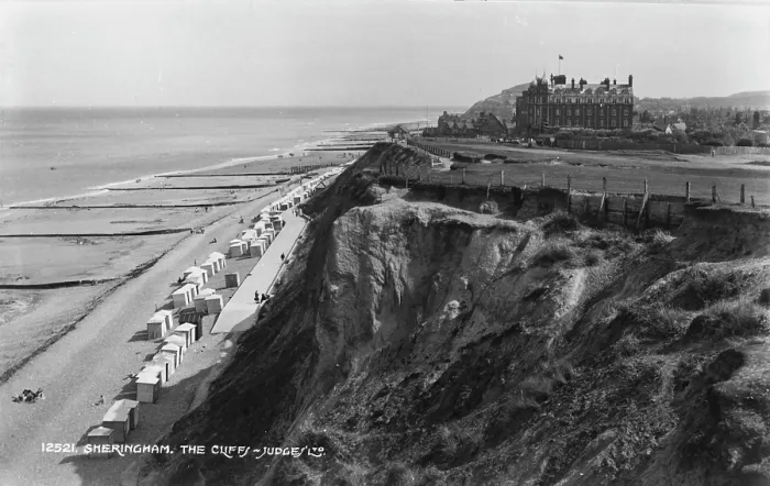 Framed Print : The Cliffs of Sheringham Framed Print : The Cliffs of Sheringham