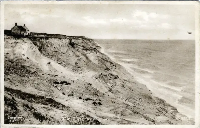 Framed Print : The Cliffs, Trimingham, Norfolk Framed Print : The Cliffs, Trimingham, Norfolk