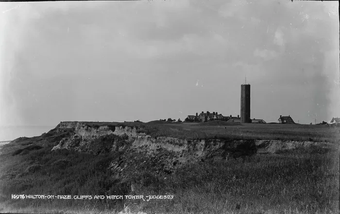Framed Print : Cliffs and Watch Tower at Walton-on-the-Naze Framed Print : Cliffs and Watch Tower at Walton-on-the-Naze