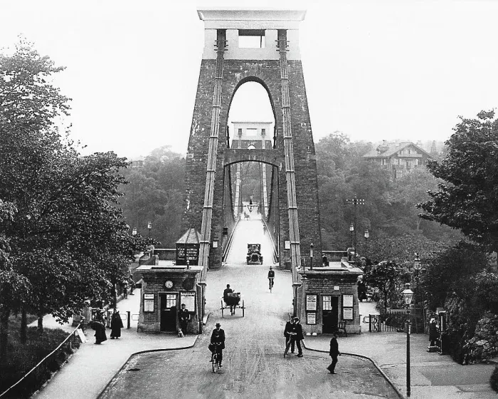 Framed Print : Clifton Suspension Bridge, Bristol, early 1900s Framed Print : Clifton Suspension Bridge, Bristol, early 1900s