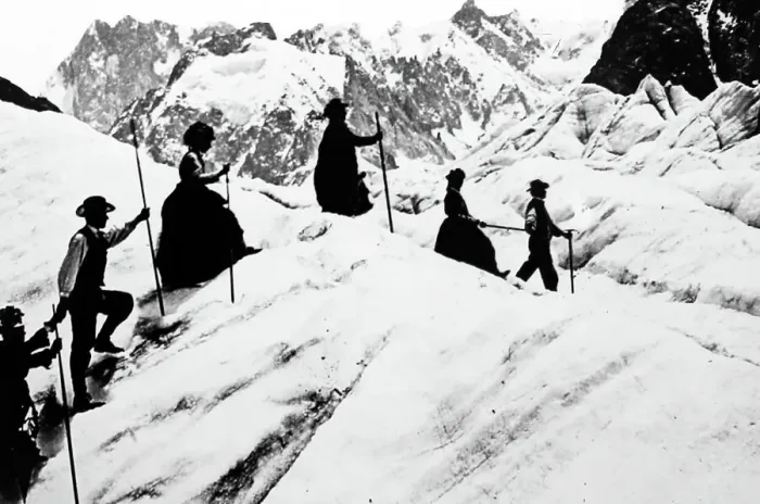 Framed Print : Climbers on Mer de Glace, Mont Blanc, France Framed Print : Climbers on Mer de Glace, Mont Blanc, France