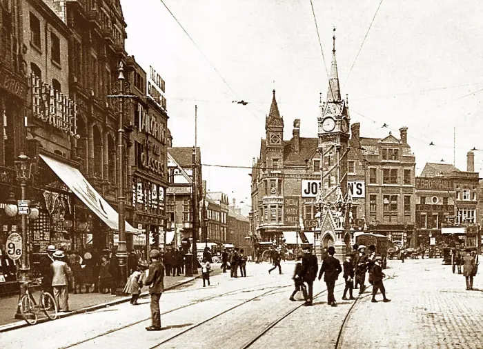 Framed Print : The Clock Tower, Leicester, early 1900s Framed Print : The Clock Tower, Leicester, early 1900s