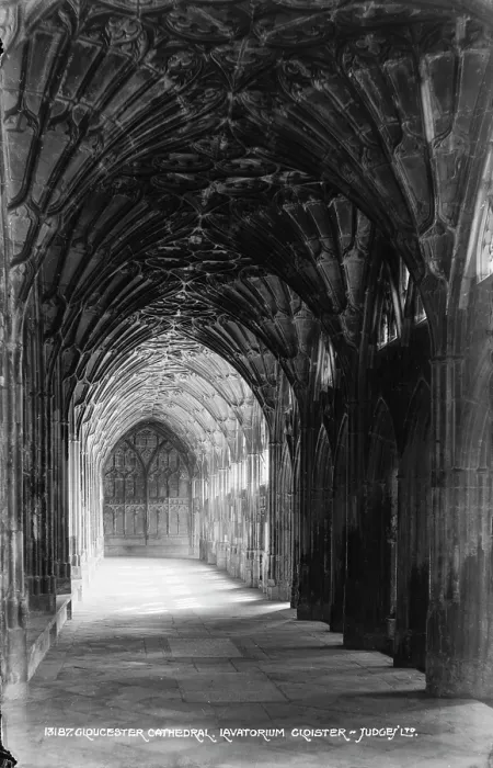 Framed Print : Cloister of Gloucester Cathedral Framed Print : Cloister of Gloucester Cathedral