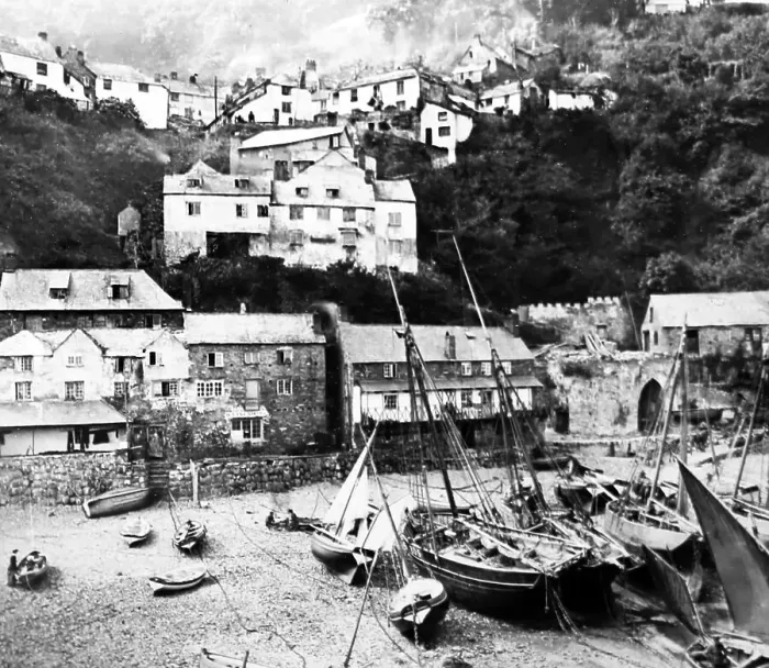 Framed Print : Clovelly harbour Framed Print : Clovelly harbour