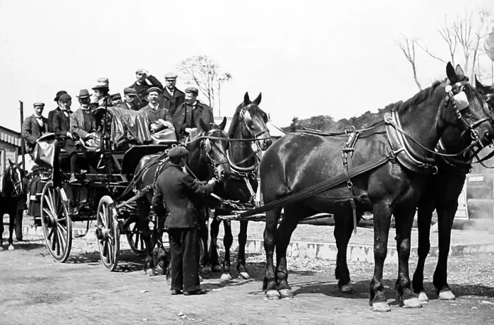 Framed Print : Coach and horses, Bantry, Ireland, Victorian period Framed Print : Coach and horses, Bantry, Ireland, Victorian period