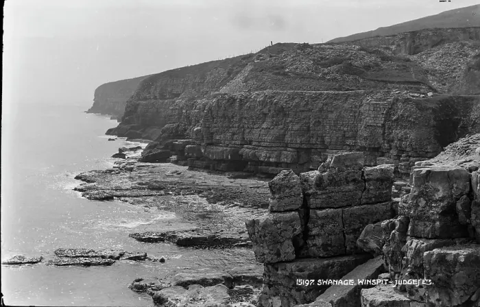 Framed Print : Coastal Cliffs at Winspit Framed Print : Coastal Cliffs at Winspit