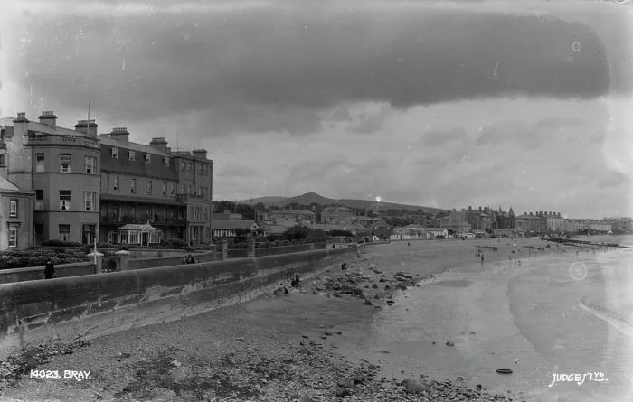 Framed Print : Coastal View of Bray