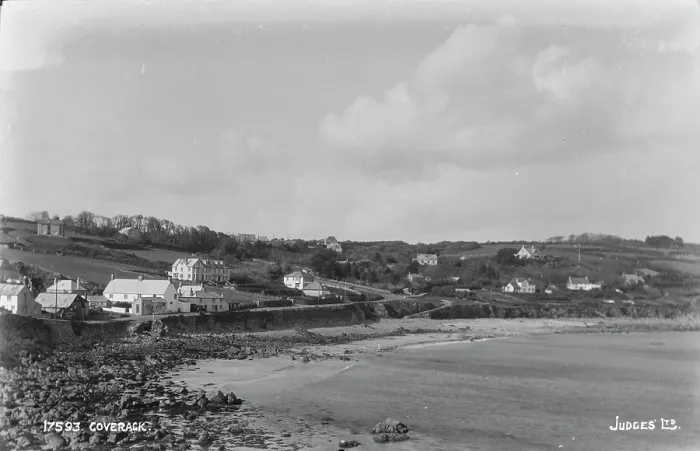 Framed Print : Coastal View of Coverack Framed Print : Coastal View of Coverack