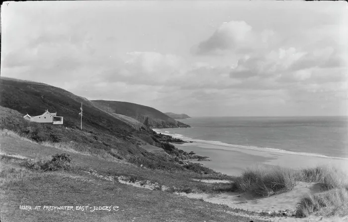 Framed Print : Coastal View at Freshwater East Framed Print : Coastal View at Freshwater East