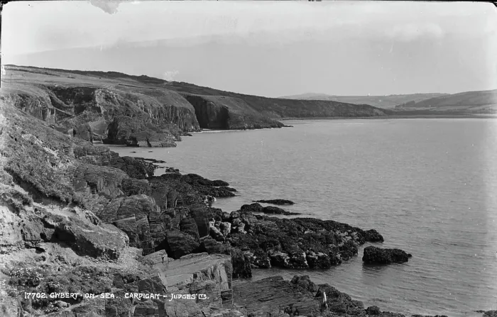 Framed Print : Coastal View at Ghybert on Sea Framed Print : Coastal View at Ghybert on Sea