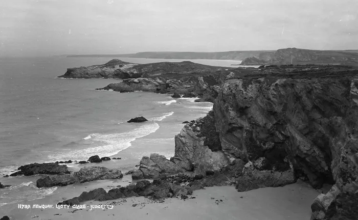 Framed Print : Coastal View at Lusty Glaze Framed Print : Coastal View at Lusty Glaze