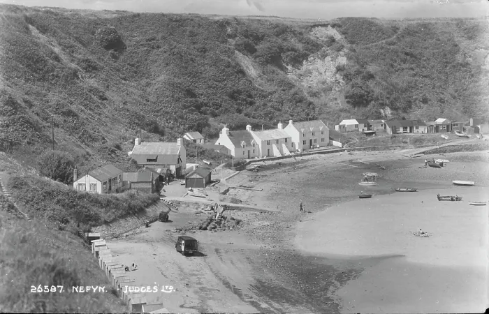 Framed Print : Coastal View of Nefyn Framed Print : Coastal View of Nefyn